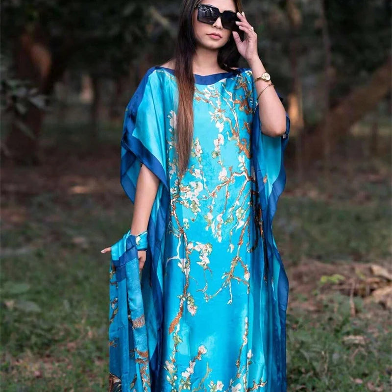 Malaysia offers a variety of fashionable loose fitting robes for Muslim women as well as Pakistani Arabian dresses